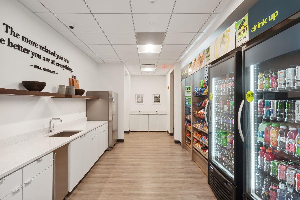 Chicago Commercial Real Estate Firm