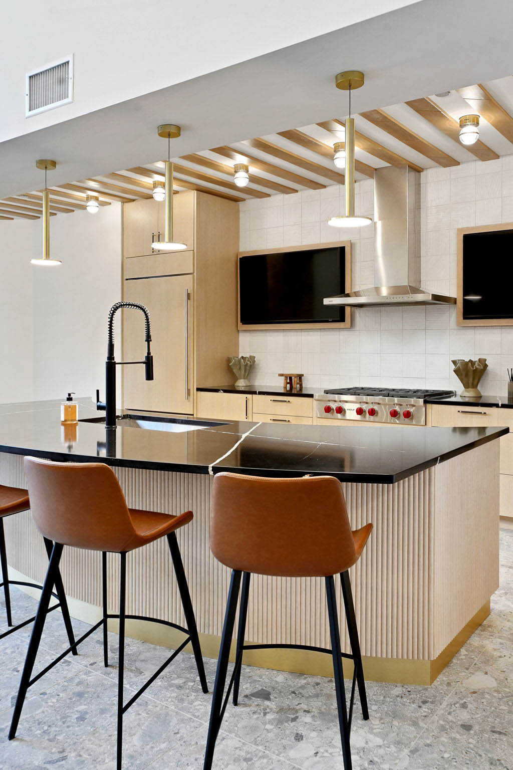 Real Estate Developers In Chicago 122 Web Or Mls Metro 19   Common Areas_032