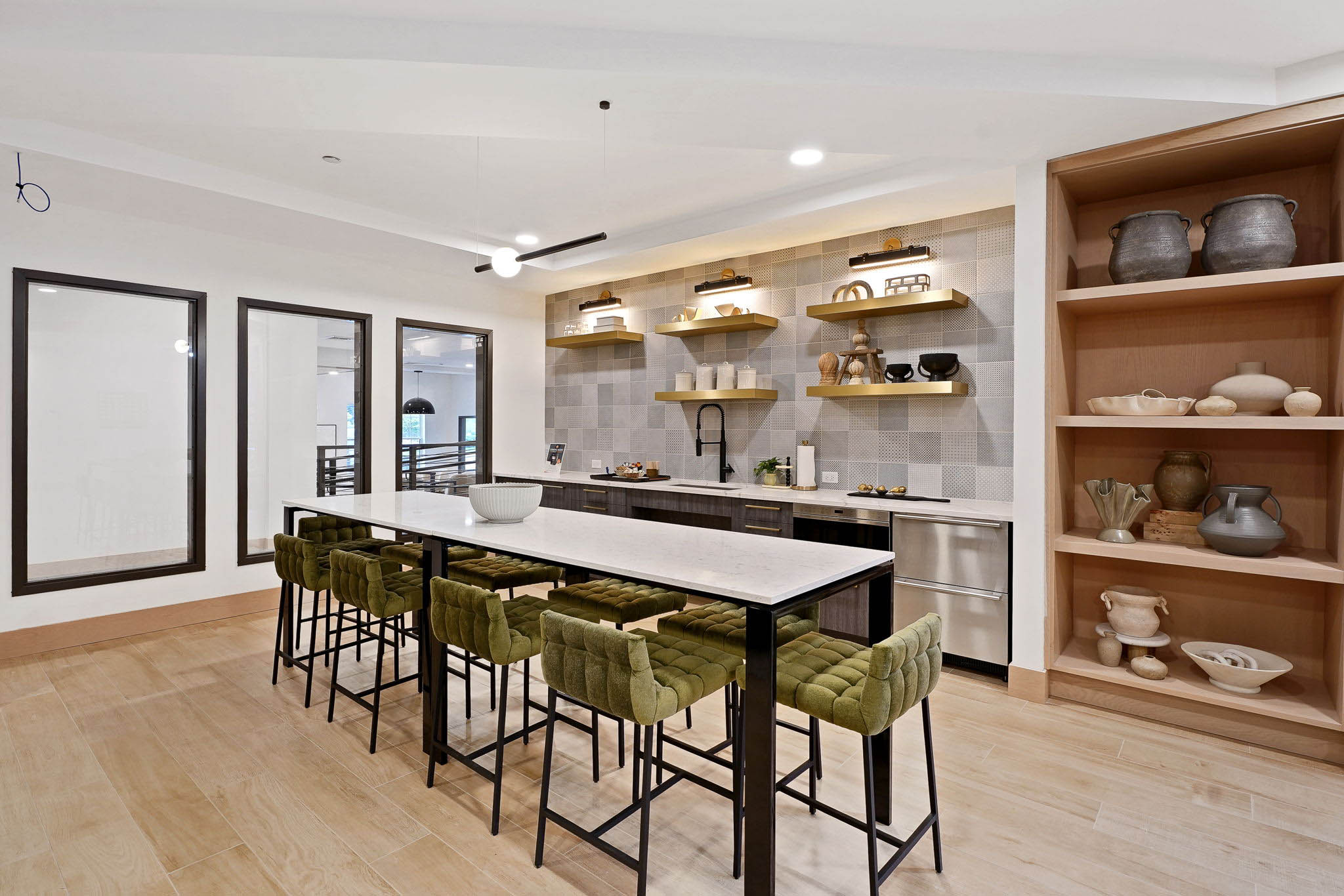 Real Estate Developers In Chicago 130 Web Or Mls Metro 19   Common Areas_040