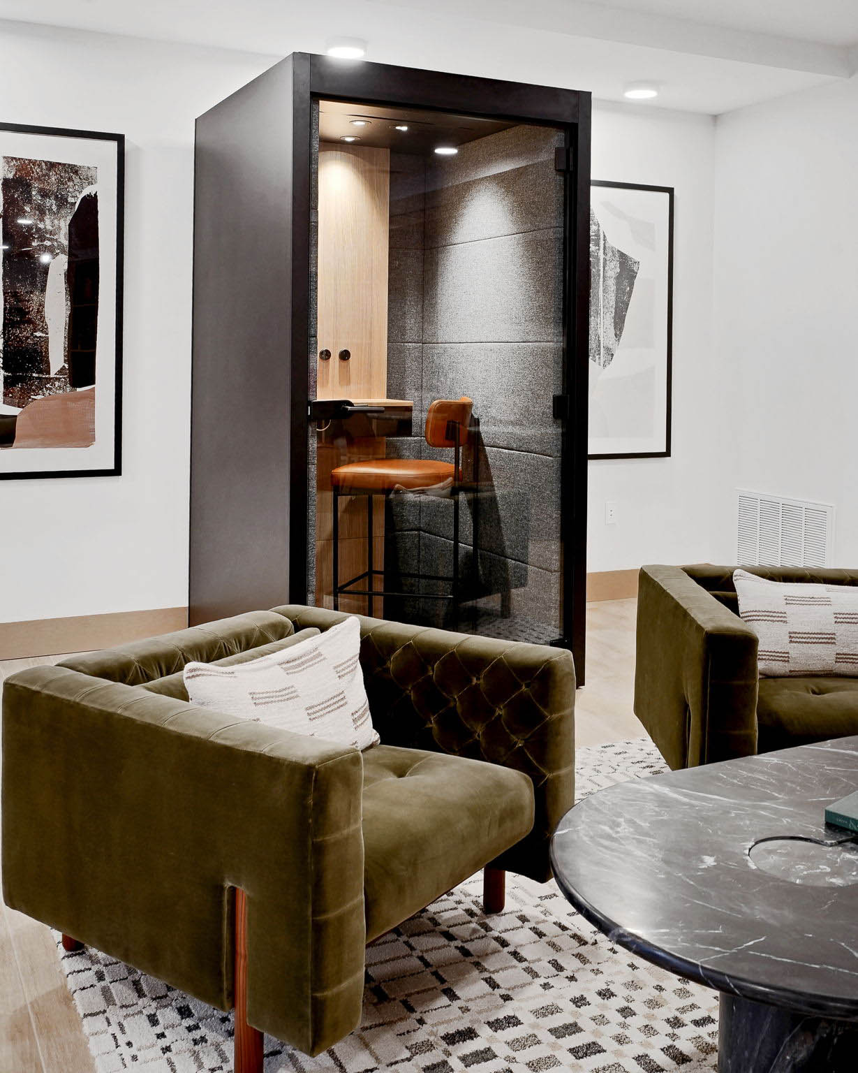 Real Estate Developers In Chicago 141 Web Or Mls Metro 19   Common Areas_051