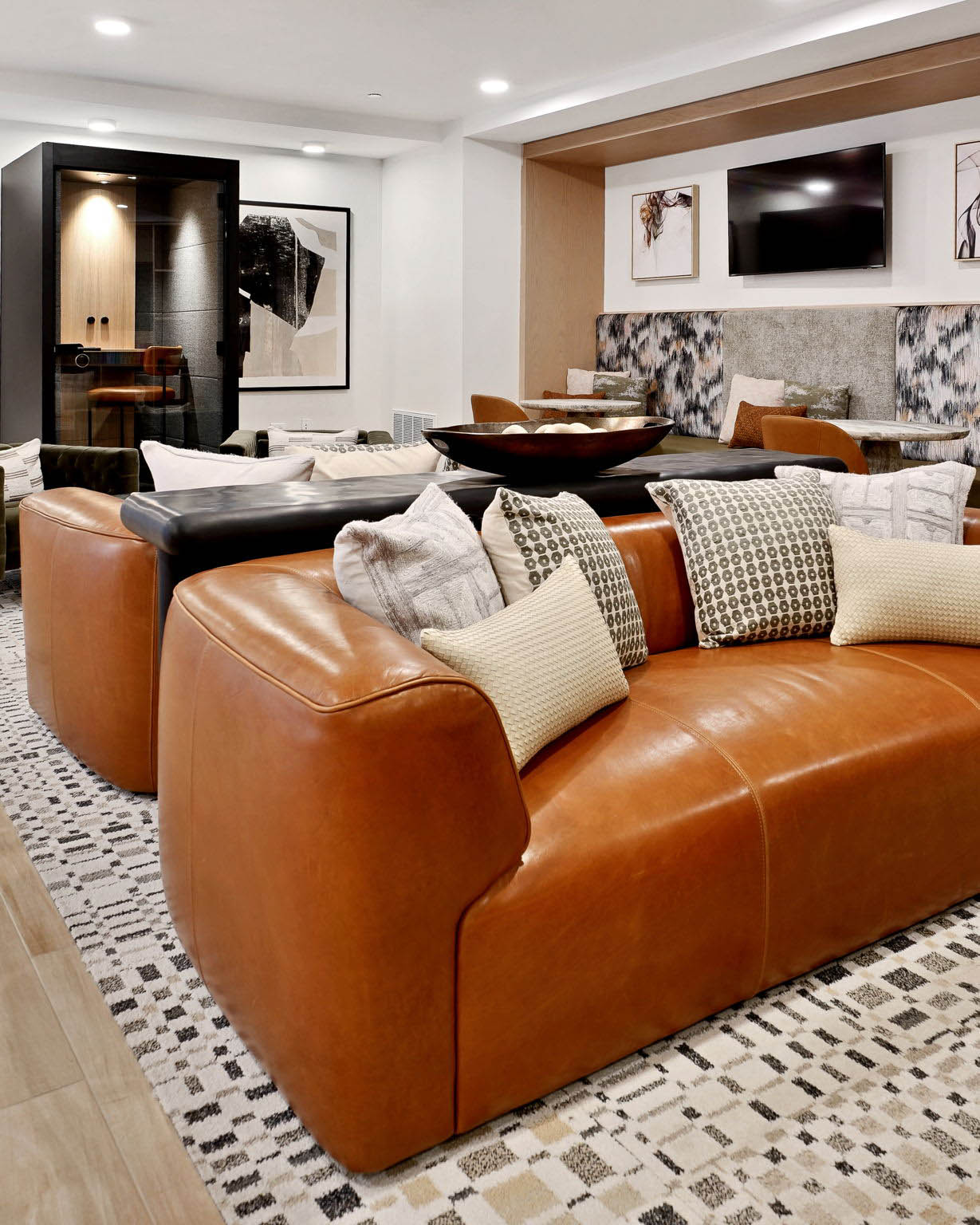 Real Estate Developers In Chicago 144 Web Or Mls Metro 19   Common Areas_054
