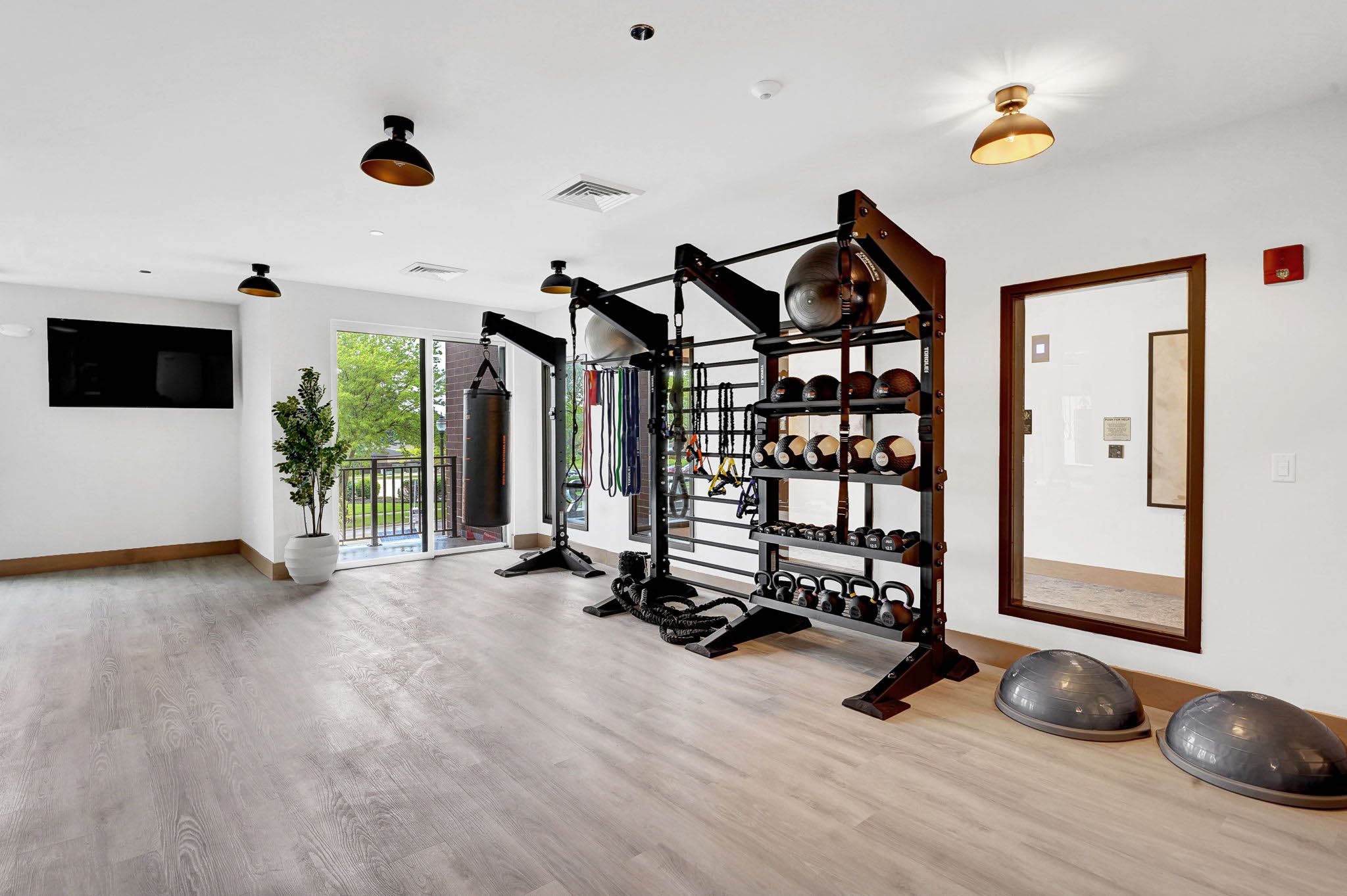 Real Estate Developers In Chicago 152 Web Or Mls Metro 19   Common Areas_062