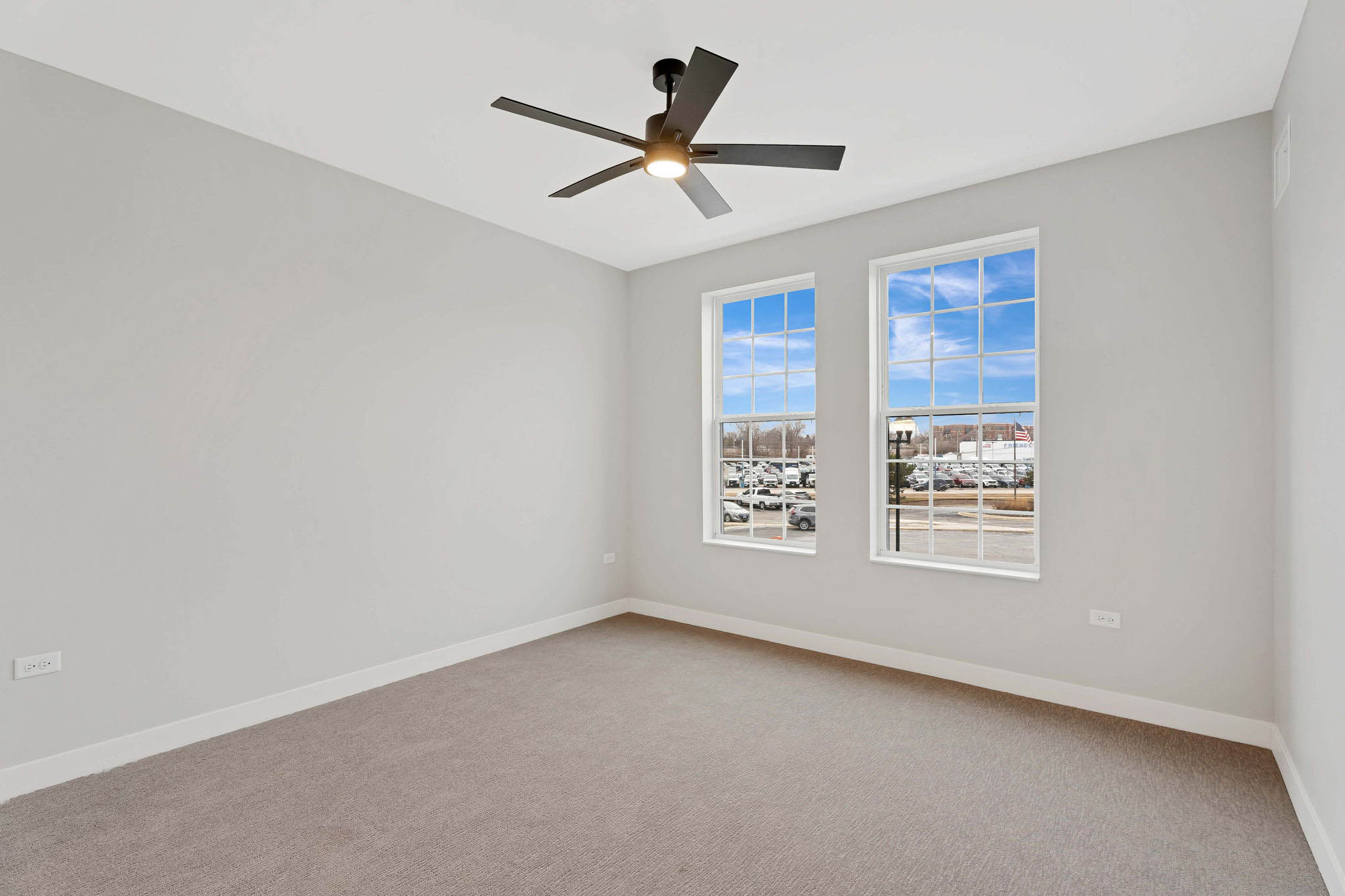 Real Estate Developers In Chicago 16 Web Or Mls 519 Lawrence Ave_016