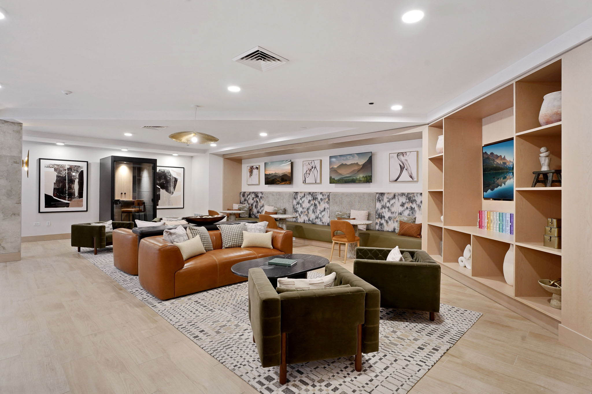 Real Estate Developers In Chicago 192 Web Or Mls Common Areas_033_edit