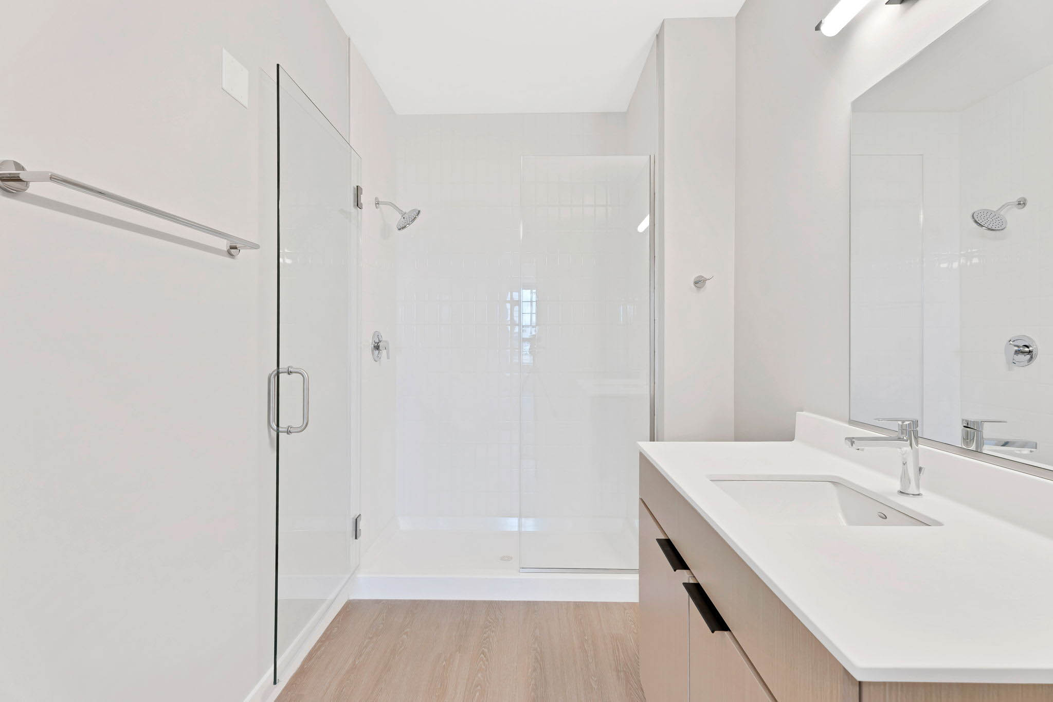 Real Estate Developers In Chicago 21 Web Or Mls 519 Lawrence Ave_021