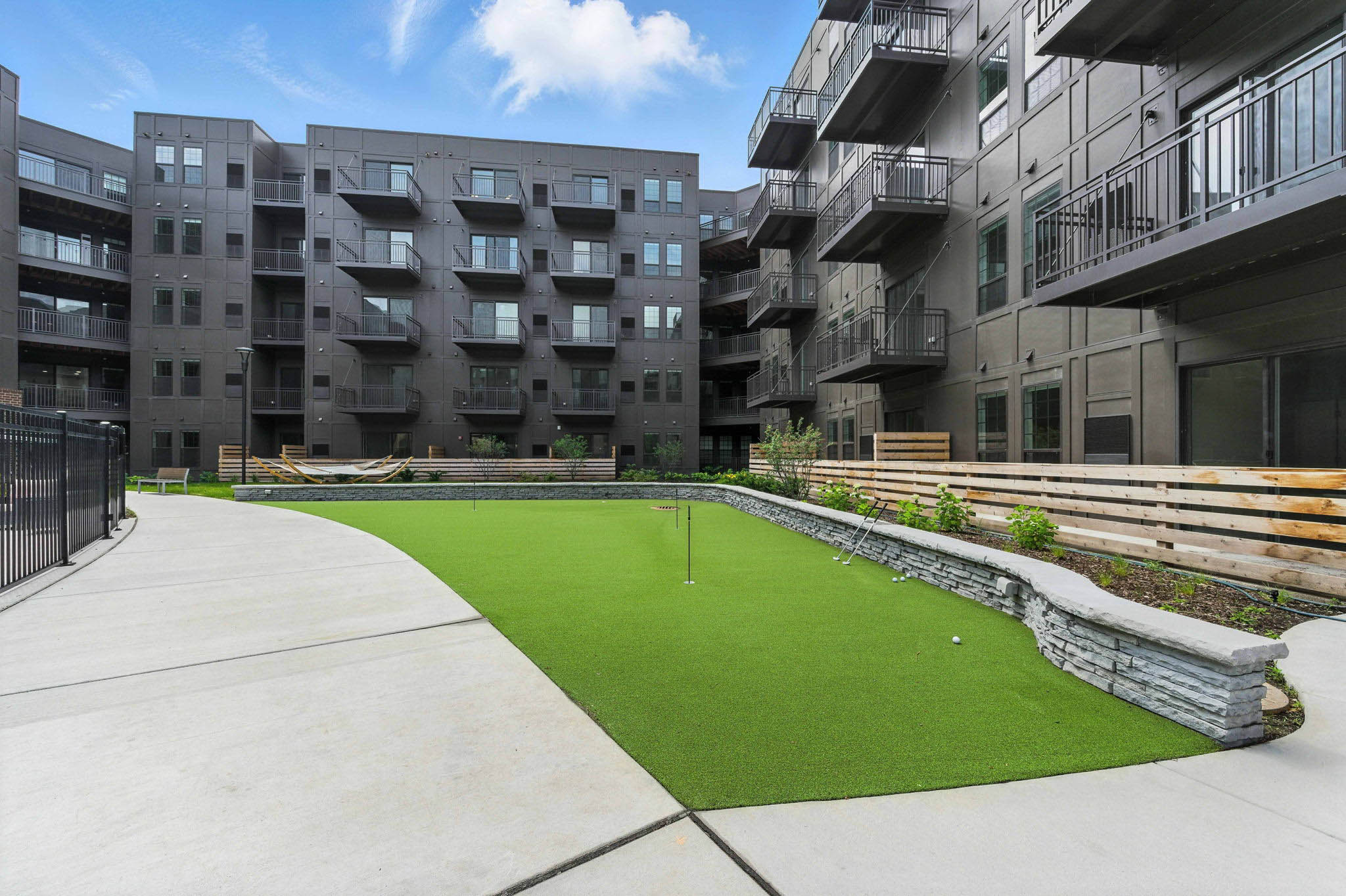 Real Estate Developers In Chicago 212 Web Or Mls Metro 19   519 Lawrence Ave_008