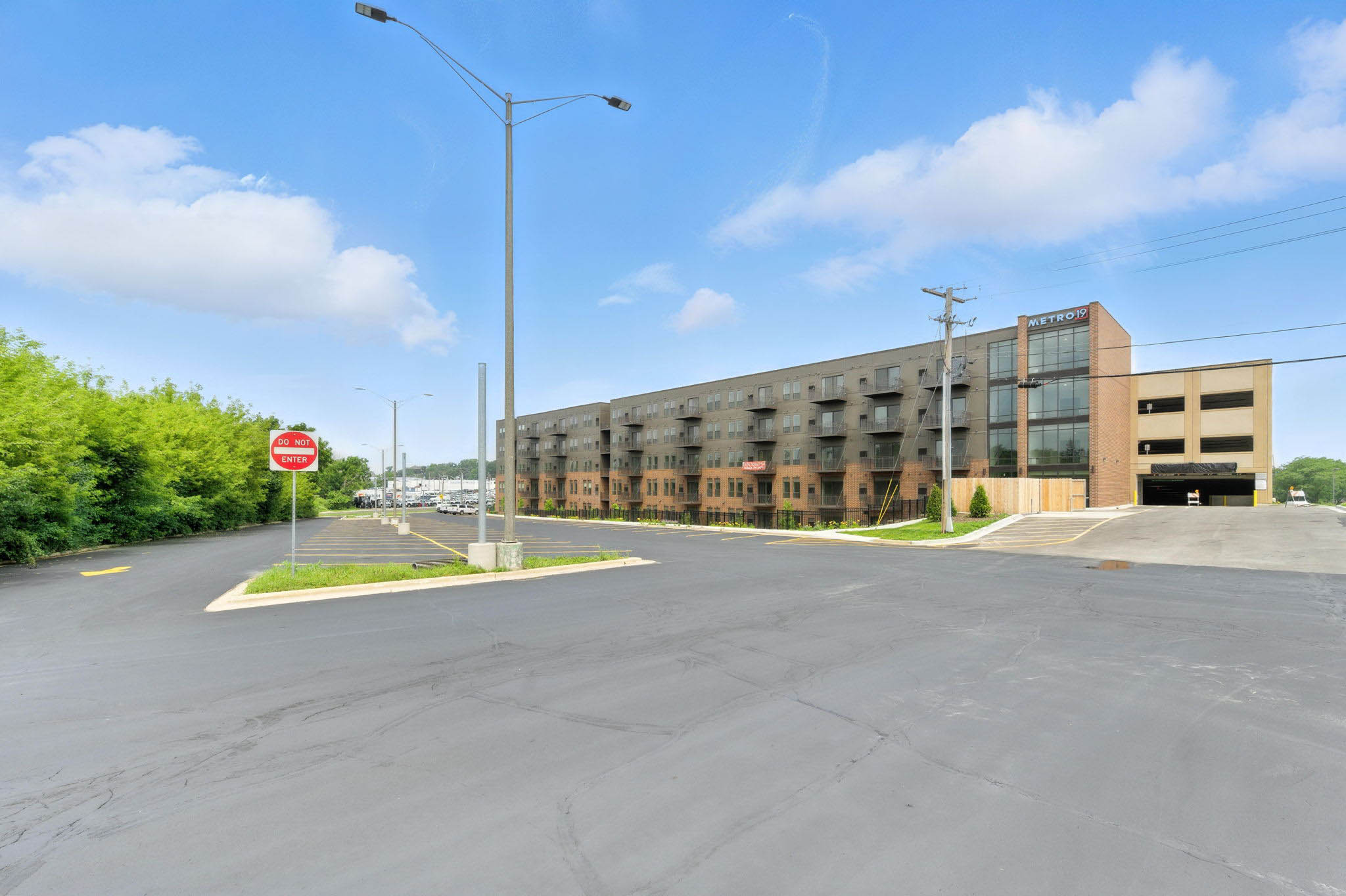 Real Estate Developers In Chicago 231 Web Or Mls Metro 19   519 Lawrence Ave_025