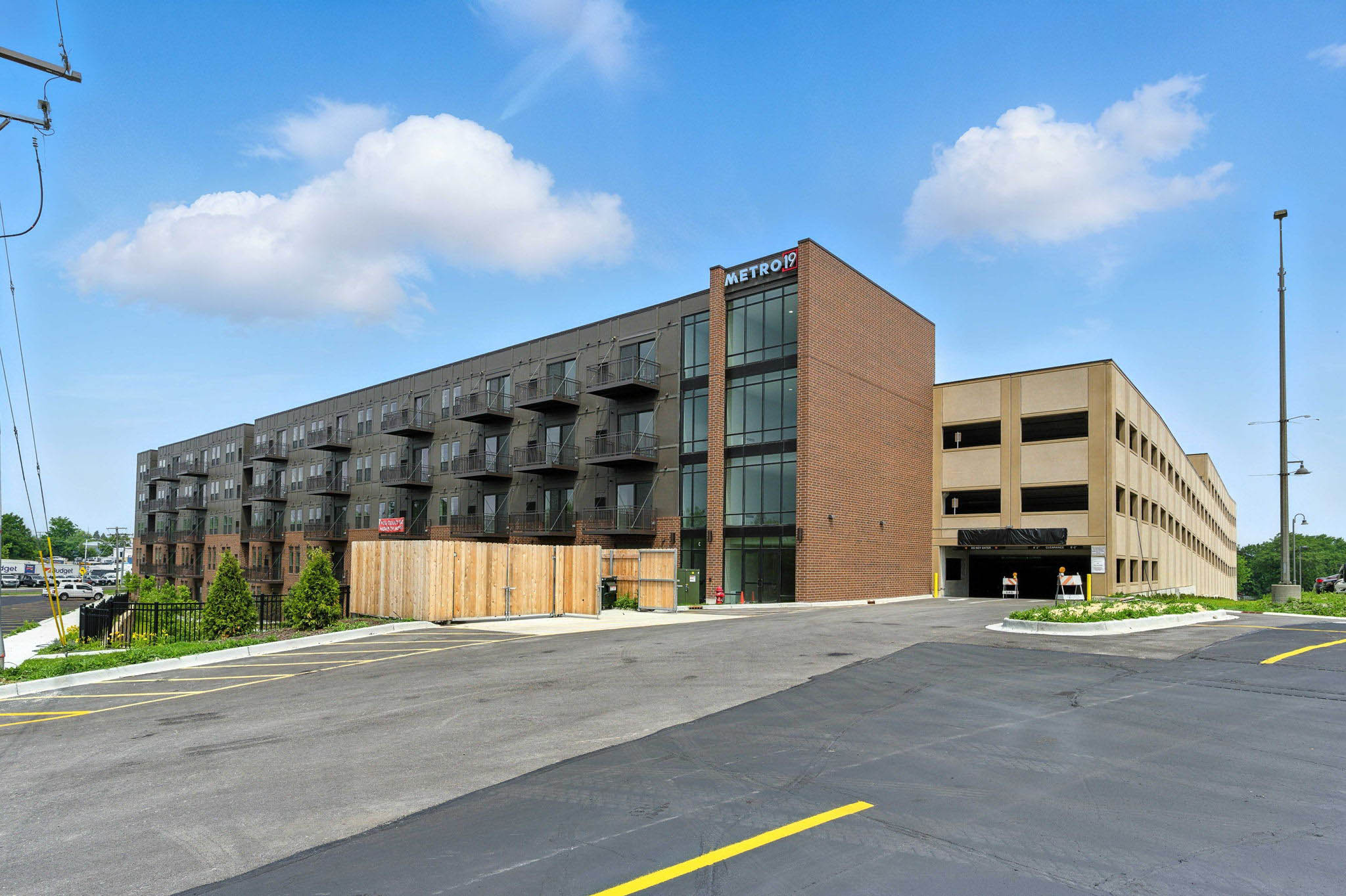 Real Estate Developers In Chicago 232 Web Or Mls Metro 19   519 Lawrence Ave_026