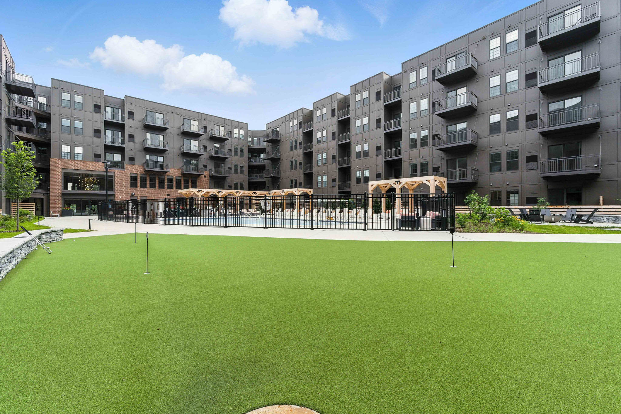 Real Estate Developers In Chicago 248 Web Or Mls Metro 19   519 Lawrence Ave_041