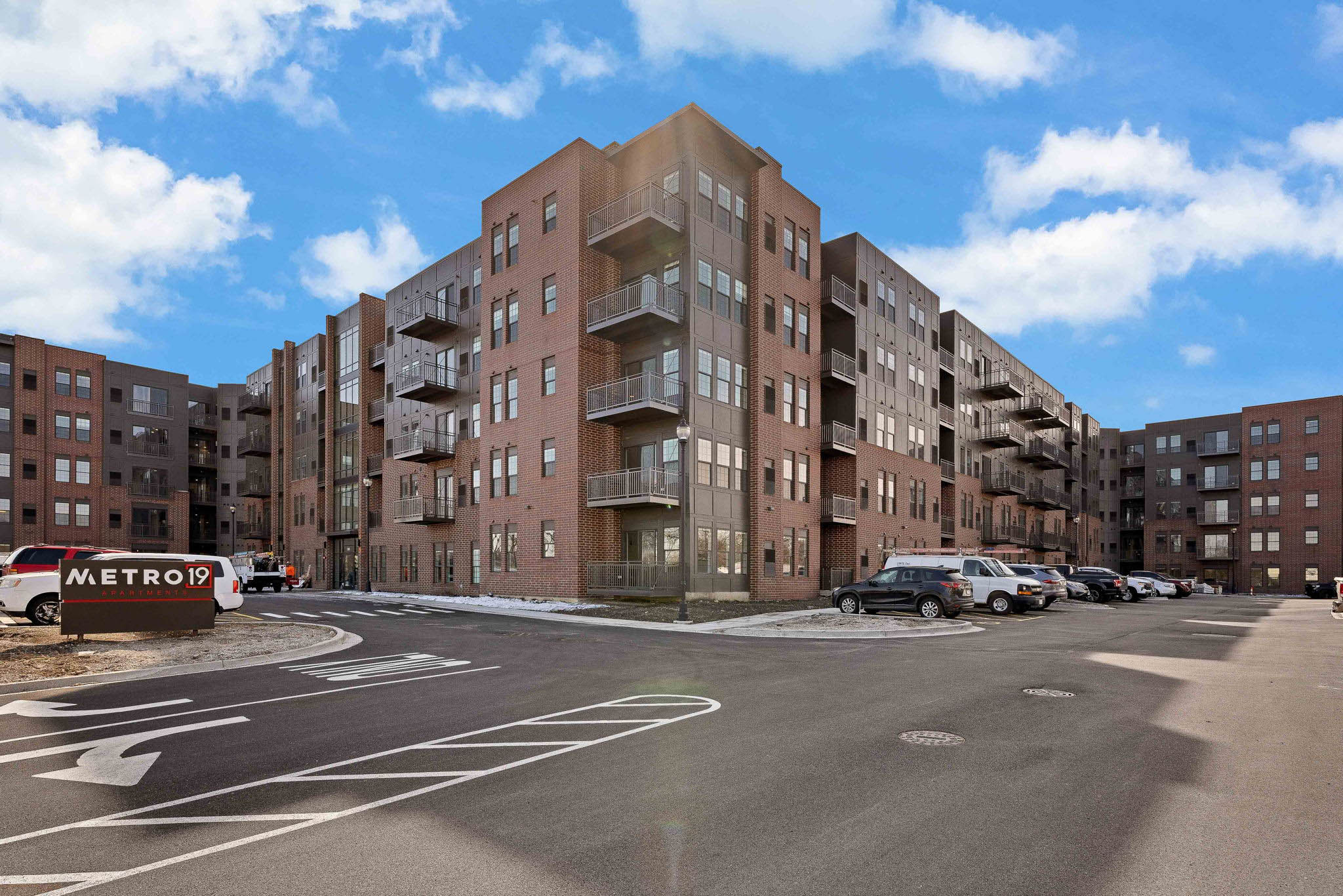 Real Estate Developers In Chicago 29 Web Or Mls 519 Lawrence Ave   Model Unit   0321_001