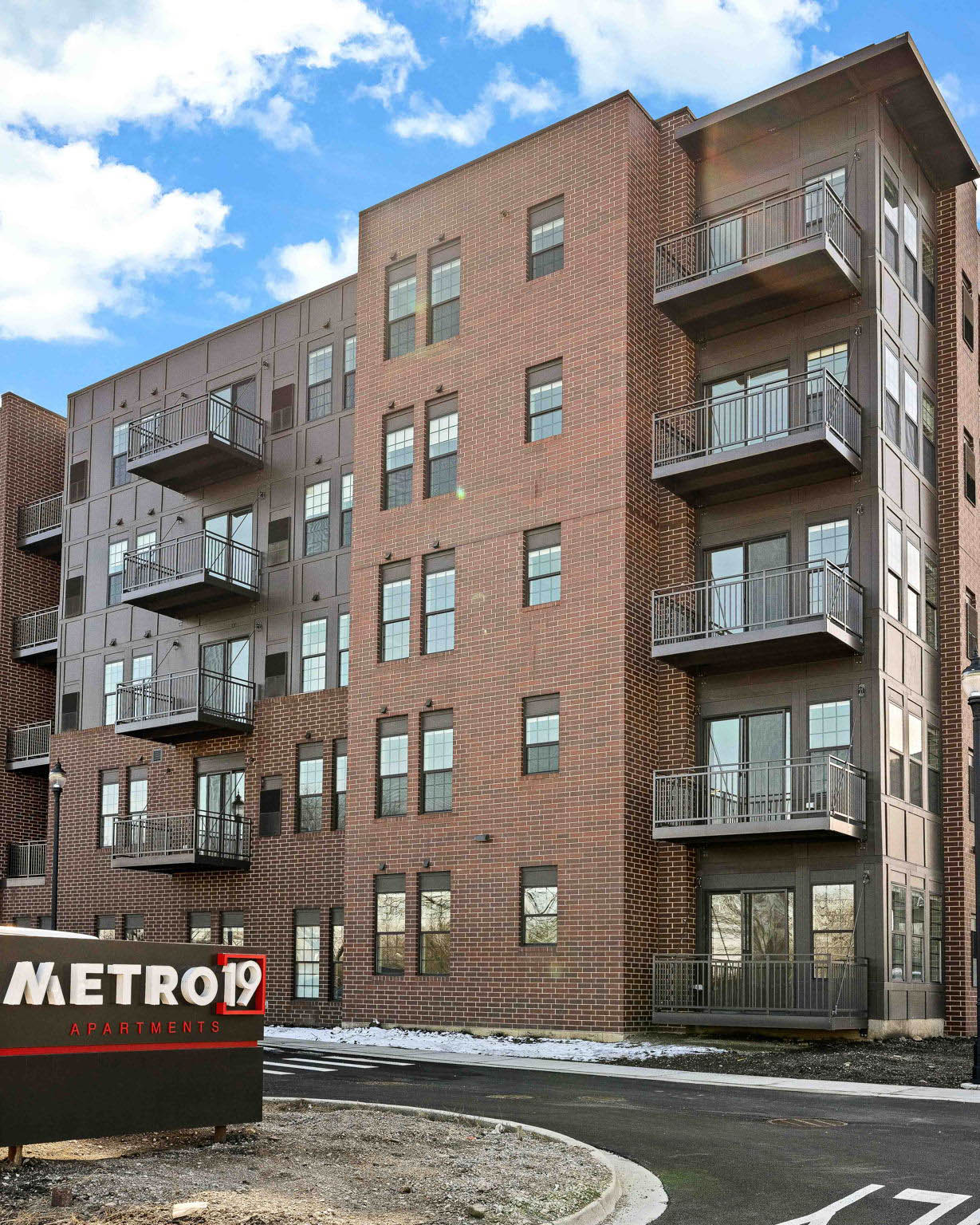 Real Estate Developers In Chicago 30 Web Or Mls 519 Lawrence Ave   Model Unit   0321_002