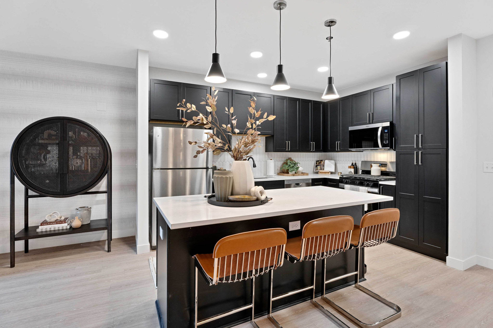 Real Estate Developers In Chicago 40 Web Or Mls 519 Lawrence Ave   Model Unit   0321_012