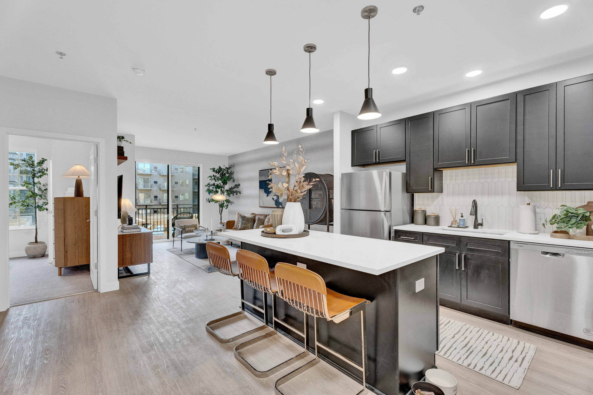 Real Estate Developers In Chicago 42 Web Or Mls 519 Lawrence Ave   Model Unit   0321_014