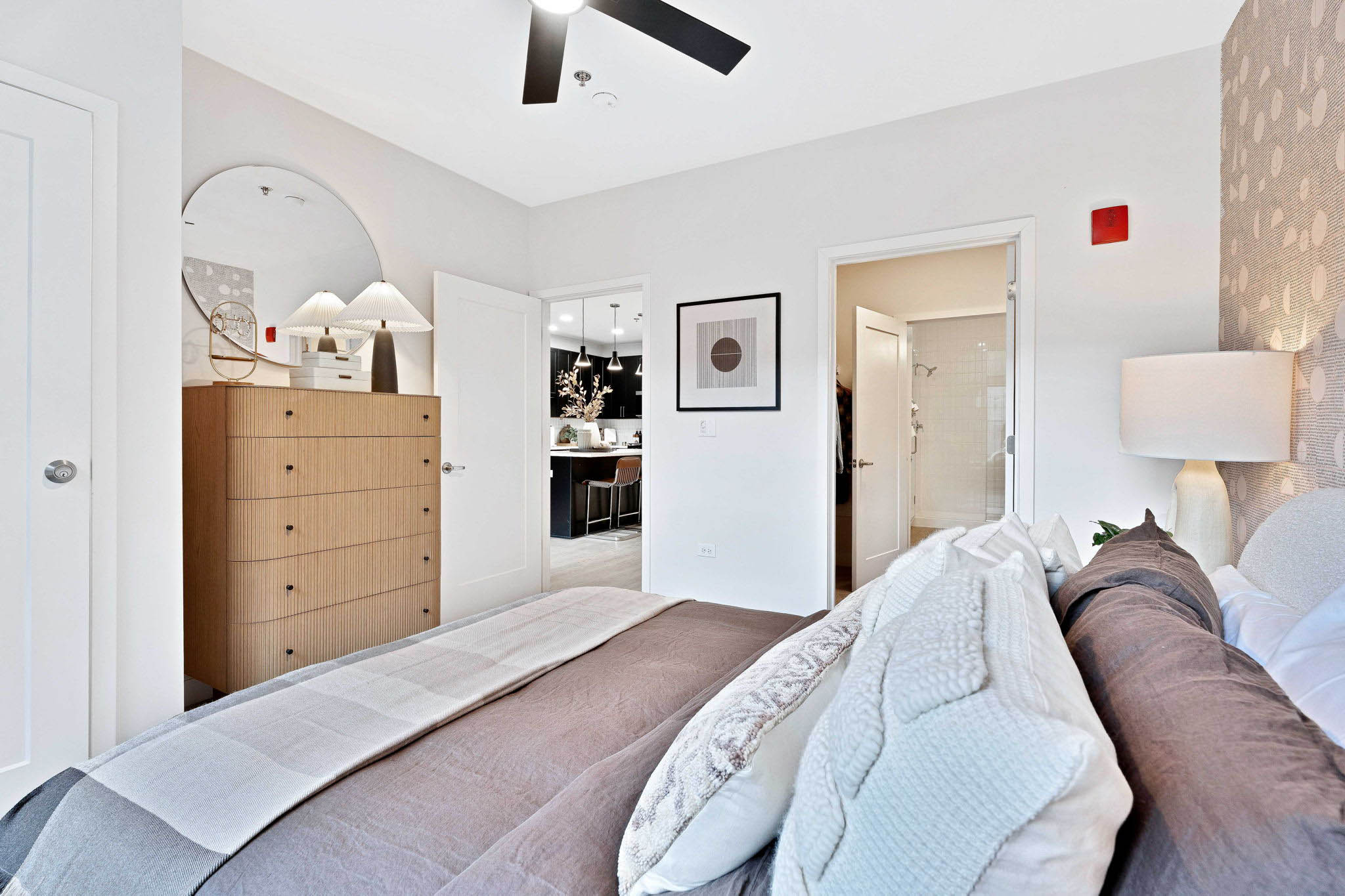 Real Estate Developers In Chicago 66 Web Or Mls 519 Lawrence Ave   Model Unit   0321_038