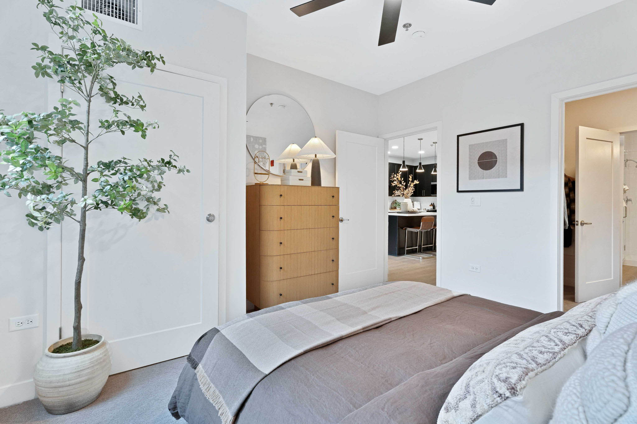 Real Estate Developers In Chicago 67 Web Or Mls 519 Lawrence Ave   Model Unit   0321_039