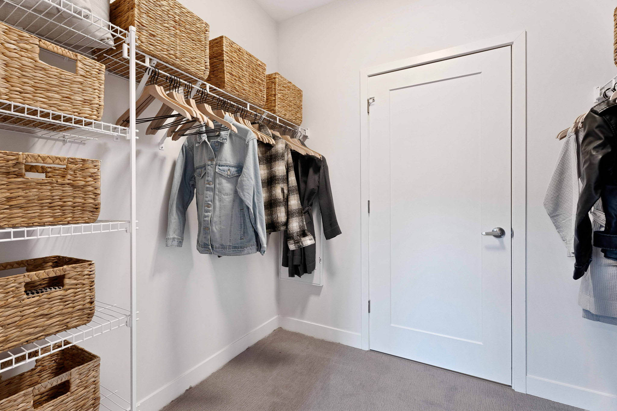Real Estate Developers In Chicago 70 Web Or Mls 519 Lawrence Ave   Model Unit   0321_042