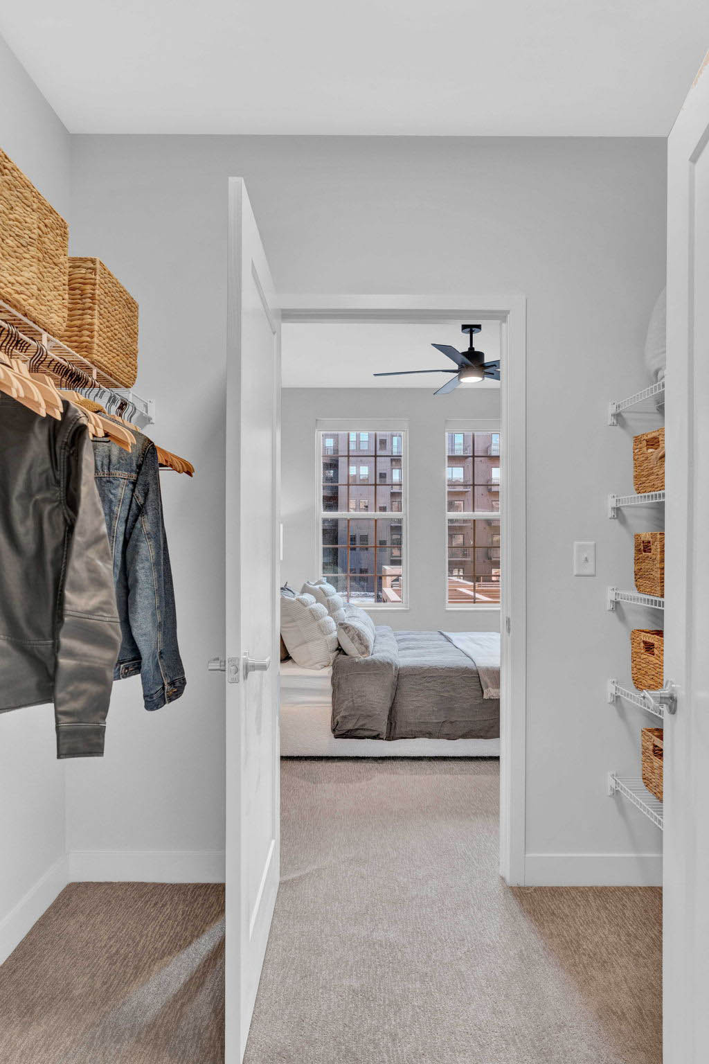 Real Estate Developers In Chicago 83 Web Or Mls 519 Lawrence Ave   Model Unit   0321_055