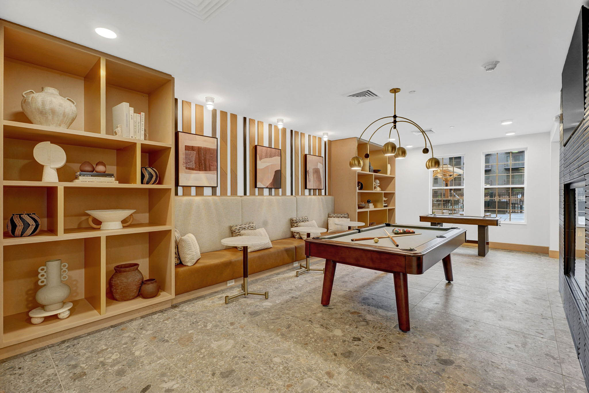Real Estate Developers In Chicago 91 Web Or Mls Metro 19   Common Areas_001