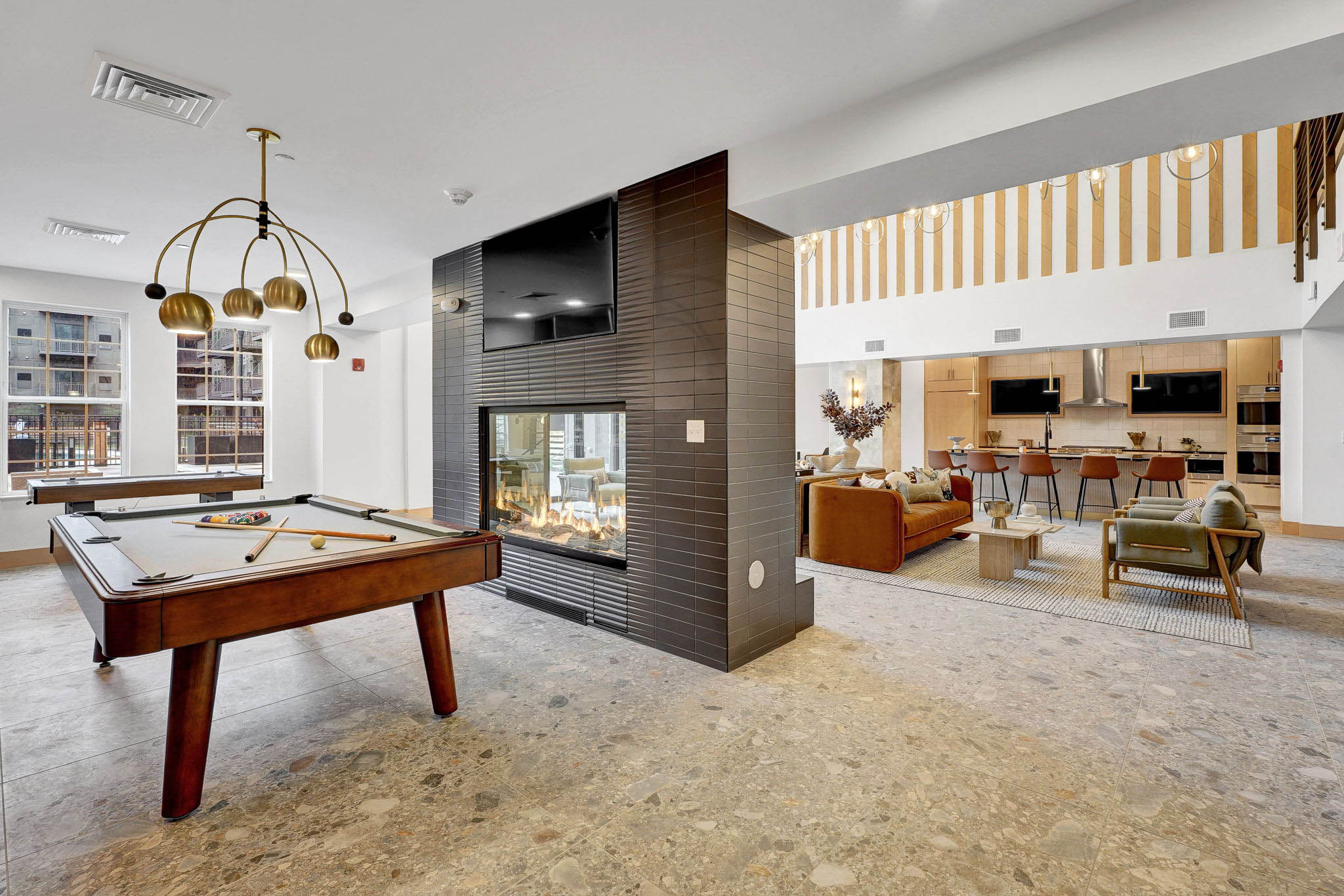 Real Estate Developers In Chicago 92 Web Or Mls Metro 19   Common Areas_002
