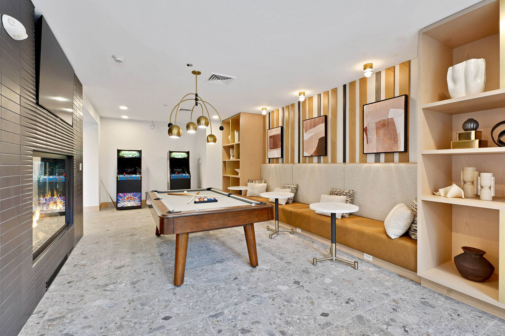 Real Estate Developers In Chicago 95 Web Or Mls Metro 19   Common Areas_005