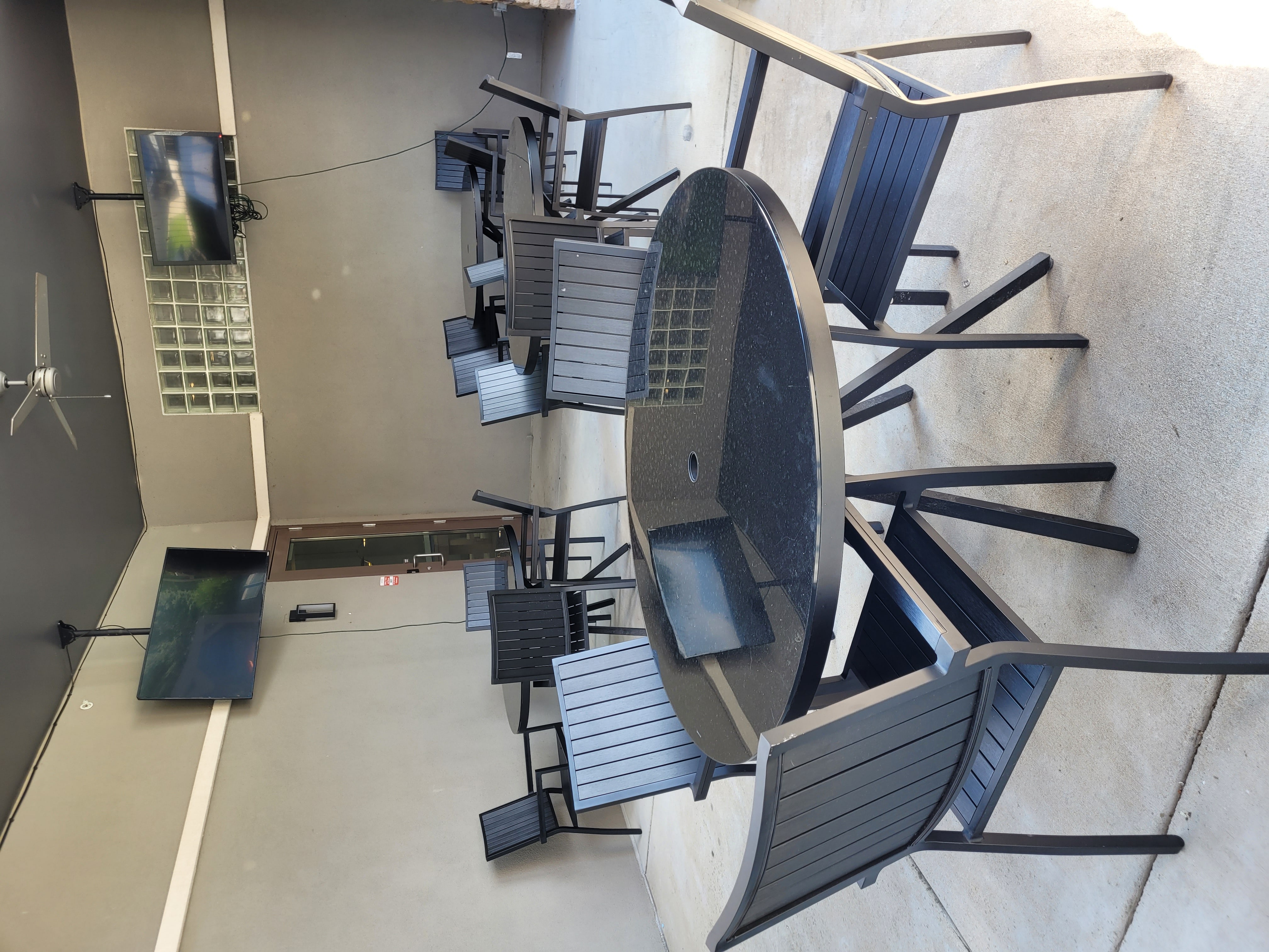 Chicago Commercial Real Estate Firm 20250718_100356